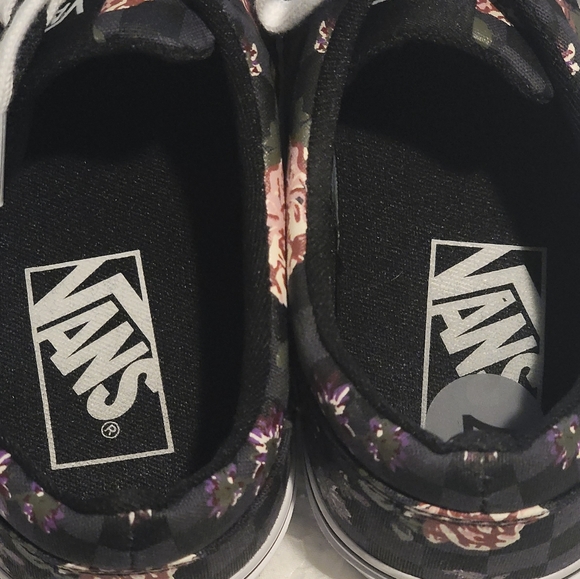Cute Floral Vans!! - Picture 10 of 10